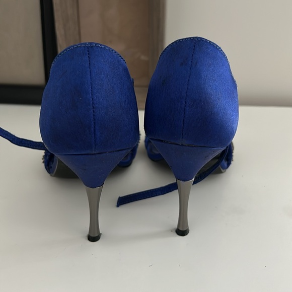 Blue Spring Sandals - Picture 2 of 4